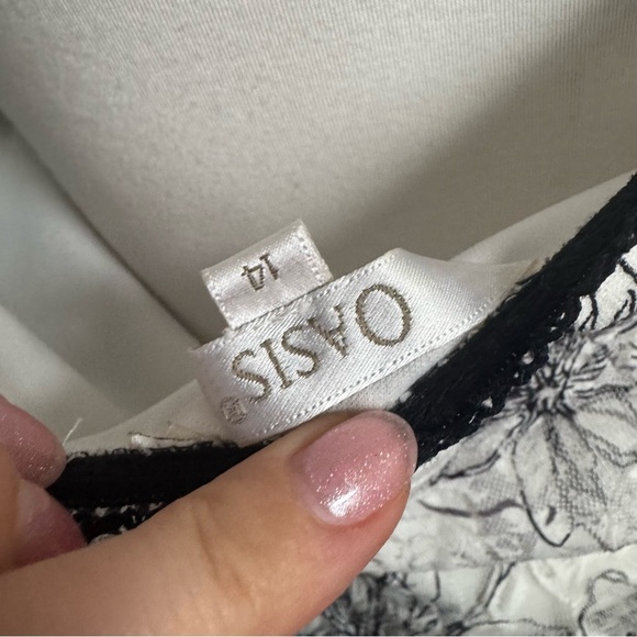 Vintage Y2K Black and White Lace-Up Women's milkmaid top goth punk fairy 14 - Picture 6 of 6